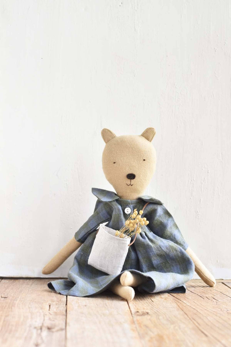 Agatha – Bear in Field Plaid Linen Dress