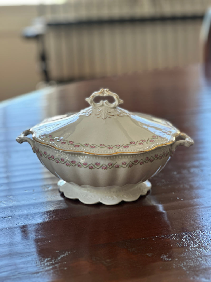 Vintage Kenton / Sebring Pottery Covered Vegetable Dish, Pink Floral Garland, 1920s–1930s
