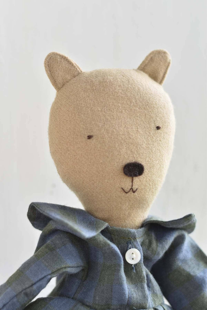 Agatha – Bear in Field Plaid Linen Dress